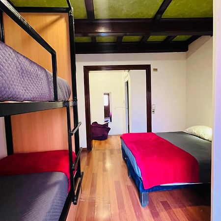 Enjoy Hostel 圣地亚哥 外观 照片