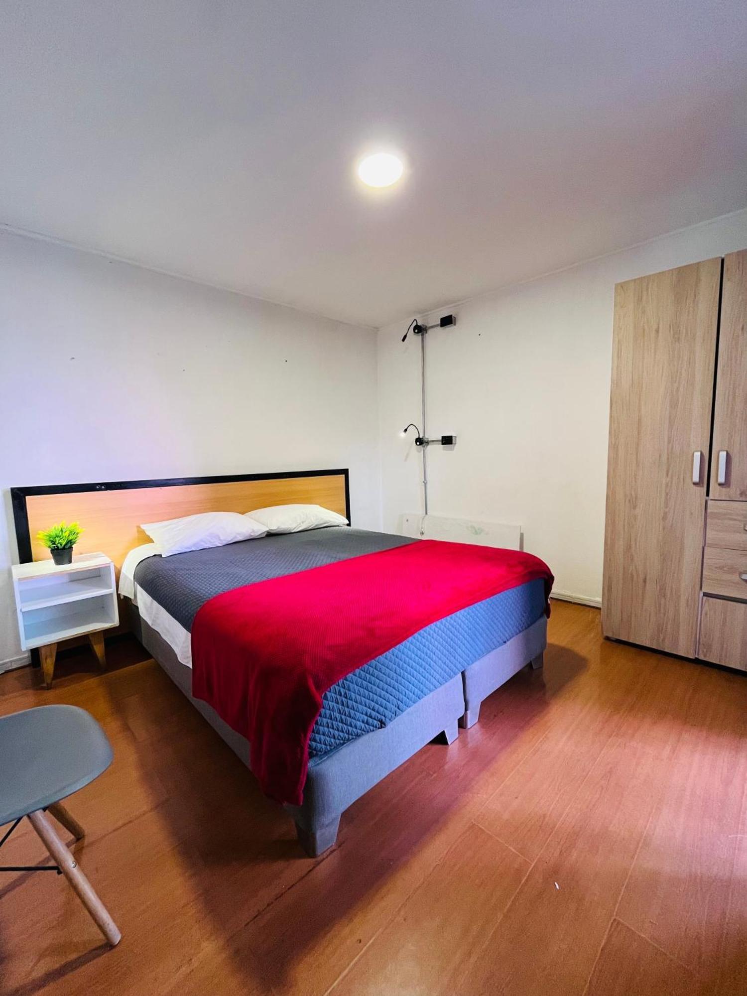 Enjoy Hostel 圣地亚哥 外观 照片
