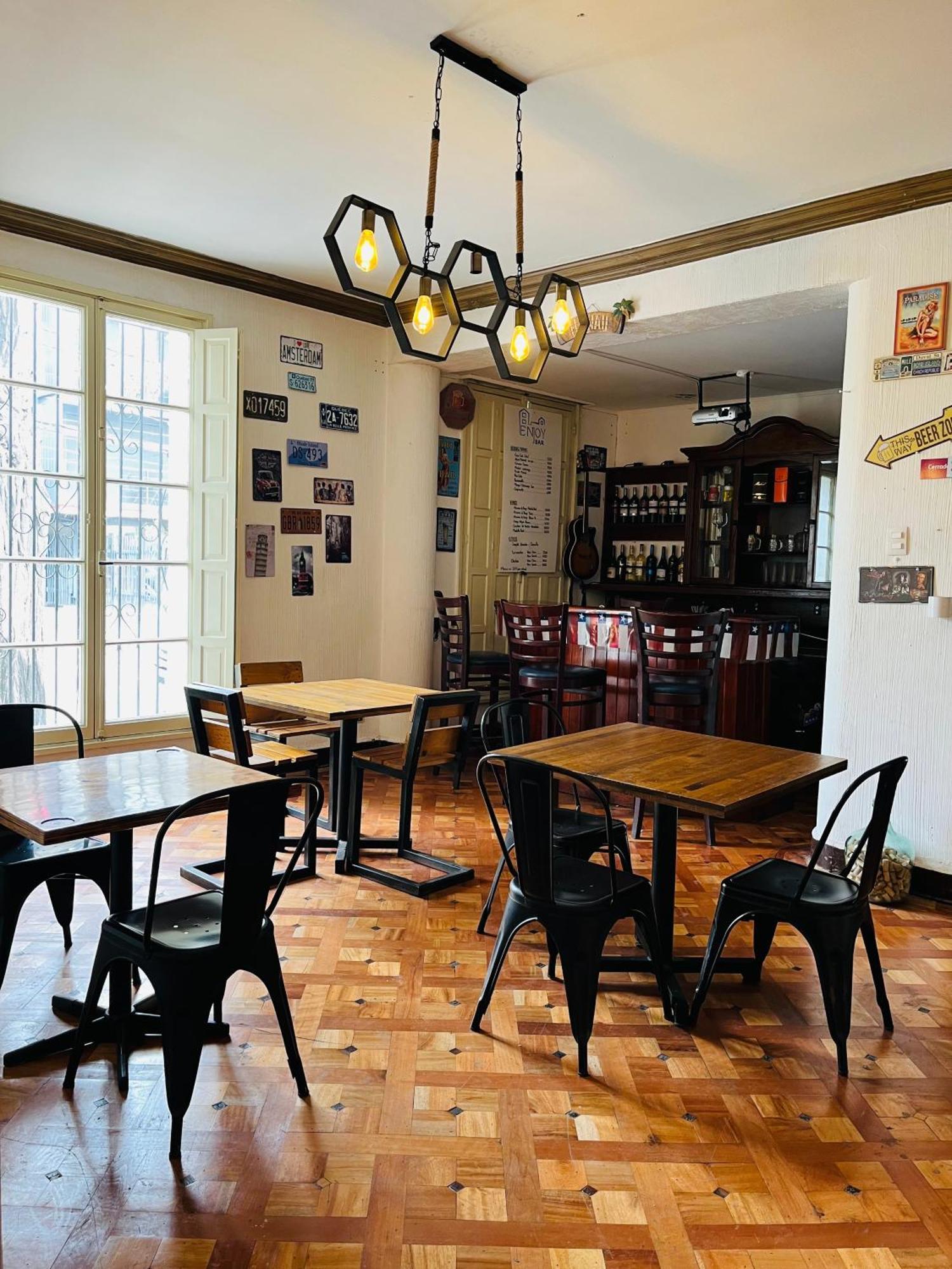 Enjoy Hostel 圣地亚哥 外观 照片